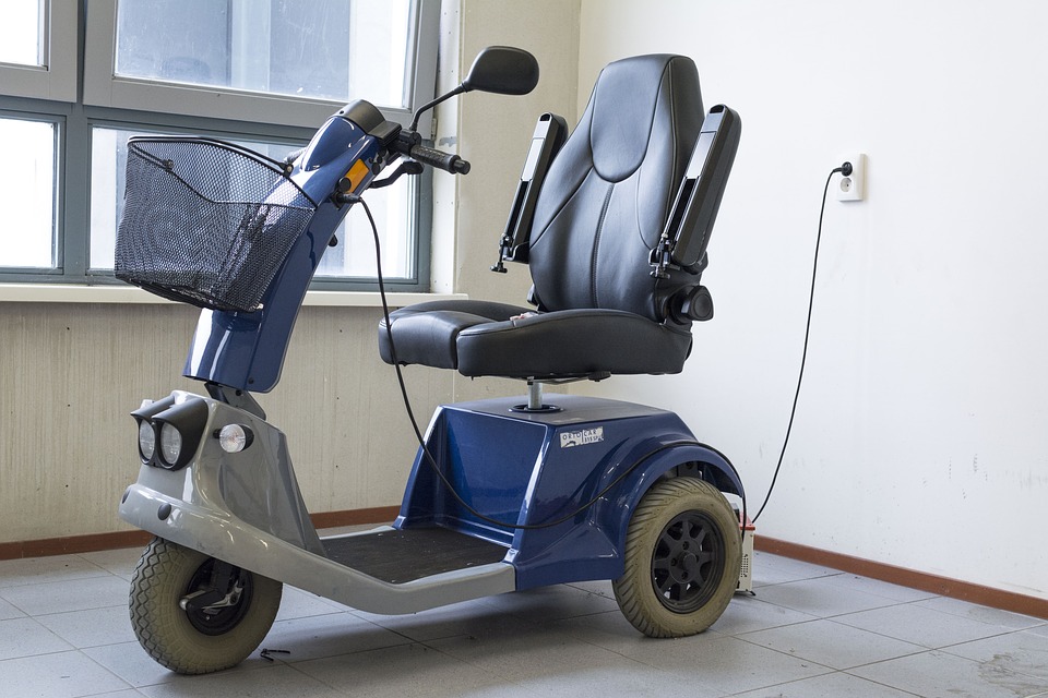 mobility-scooter-1372965_960_720